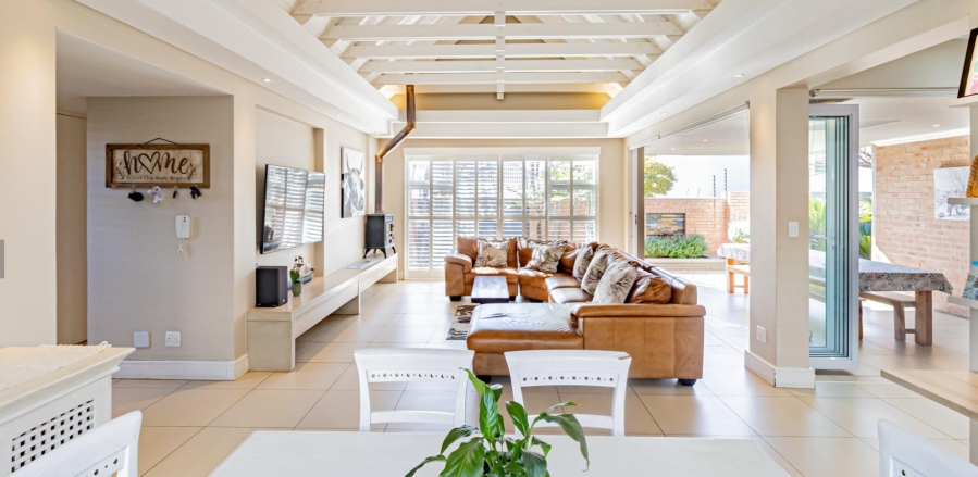 3 Bedroom Property for Sale in New Redruth Gauteng