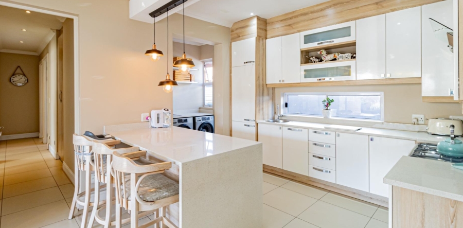 3 Bedroom Property for Sale in New Redruth Gauteng