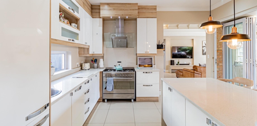 3 Bedroom Property for Sale in New Redruth Gauteng