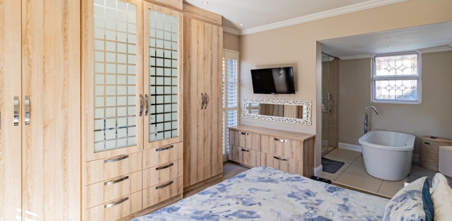 3 Bedroom Property for Sale in New Redruth Gauteng