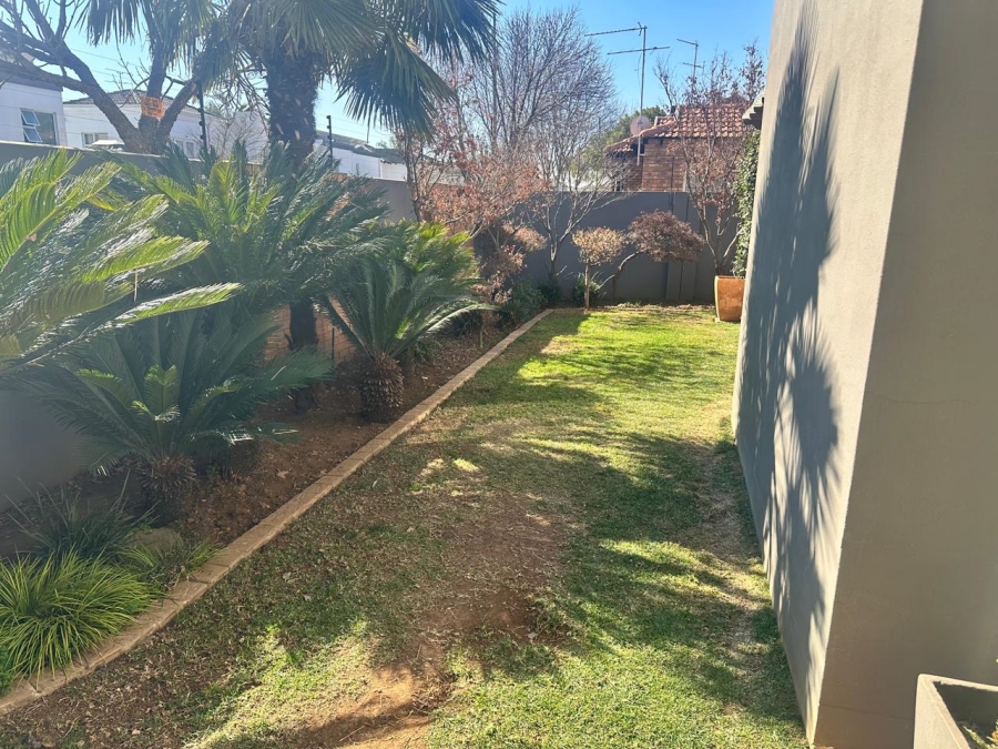 3 Bedroom Property for Sale in New Redruth Gauteng