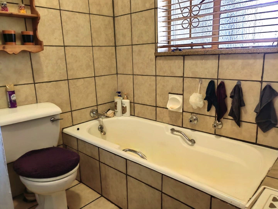 3 Bedroom Property for Sale in Florentia Gauteng