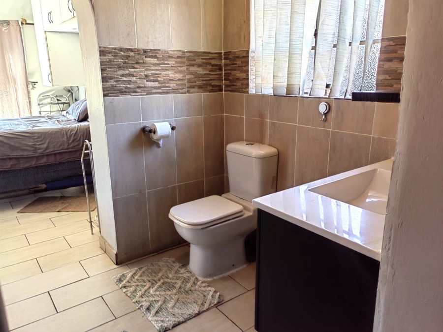 3 Bedroom Property for Sale in Florentia Gauteng