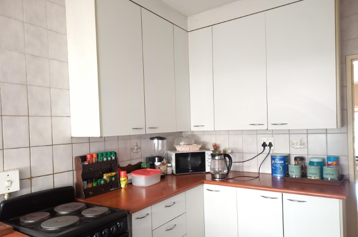 2 Bedroom Property for Sale in Townsview Gauteng