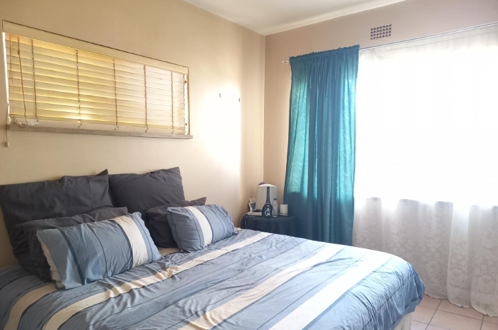 2 Bedroom Property for Sale in Townsview Gauteng