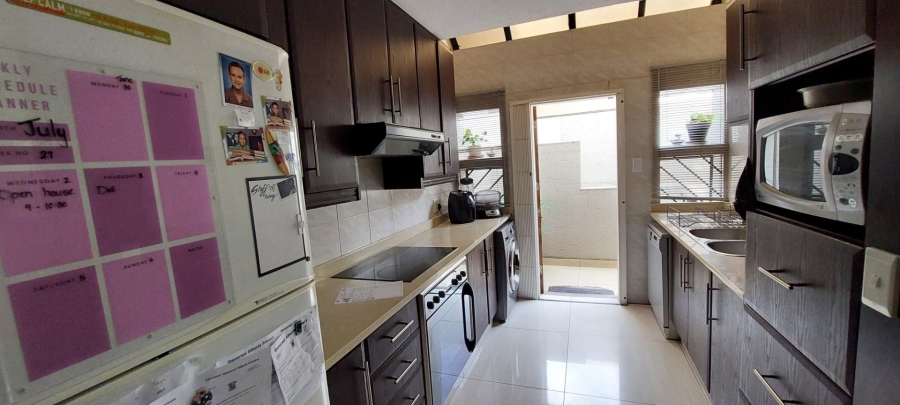 3 Bedroom Property for Sale in Bassonia Gauteng