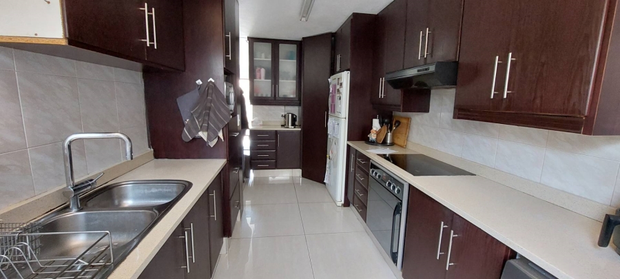 3 Bedroom Property for Sale in Bassonia Gauteng