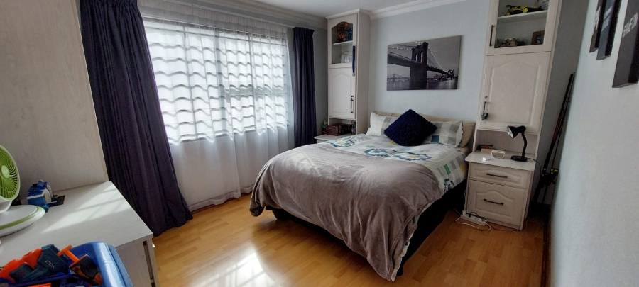 3 Bedroom Property for Sale in Bassonia Gauteng