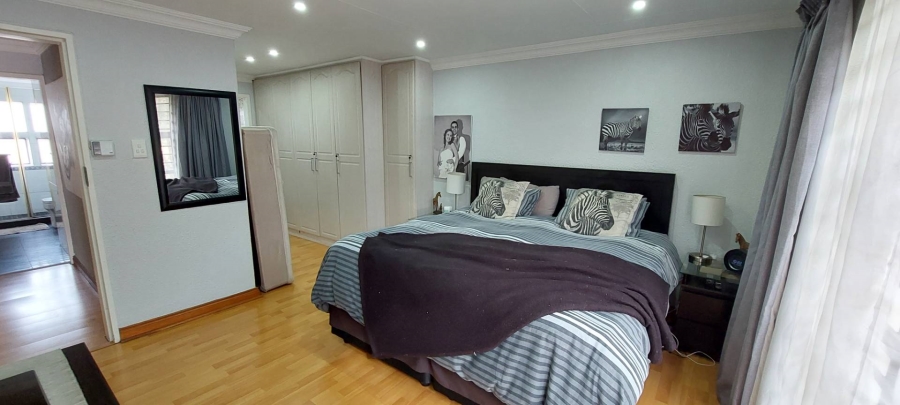 3 Bedroom Property for Sale in Bassonia Gauteng