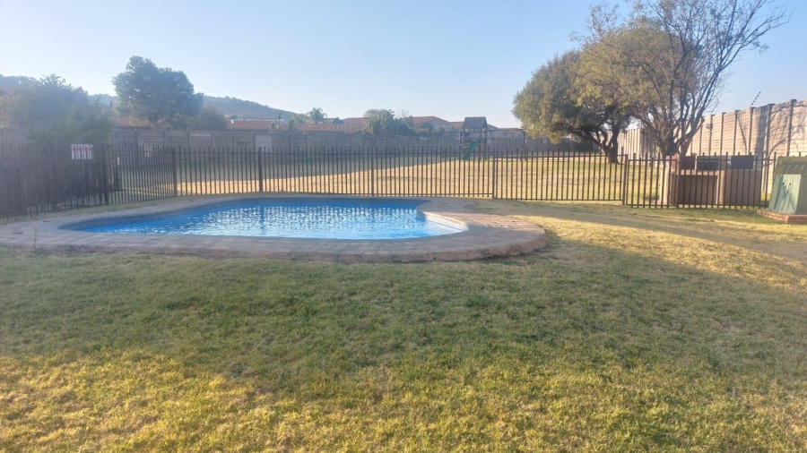 To Let 2 Bedroom Property for Rent in Meyersdal Gauteng
