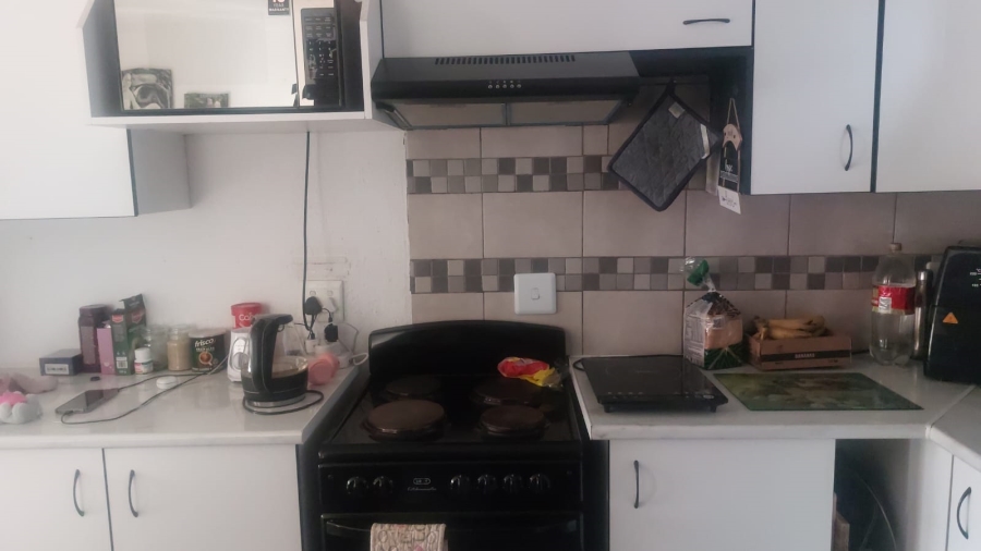 To Let 2 Bedroom Property for Rent in Meyersdal Gauteng