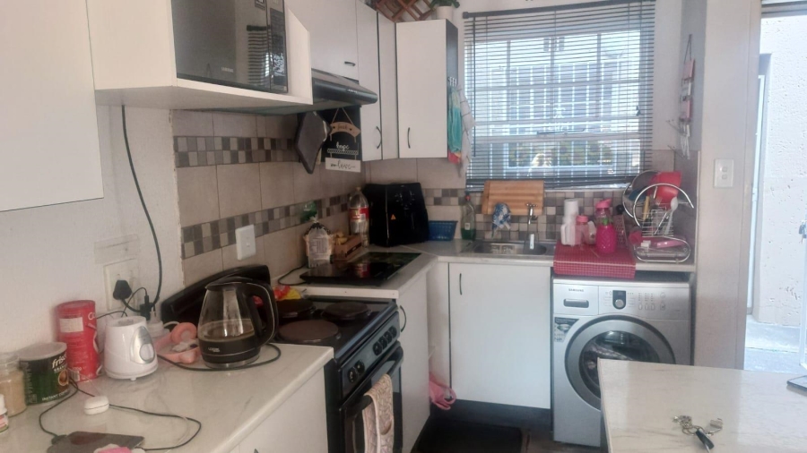 To Let 2 Bedroom Property for Rent in Meyersdal Gauteng