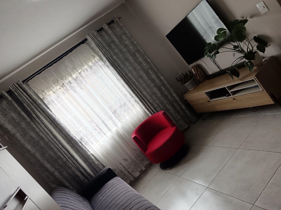 2 Bedroom Property for Sale in South Hills Gauteng