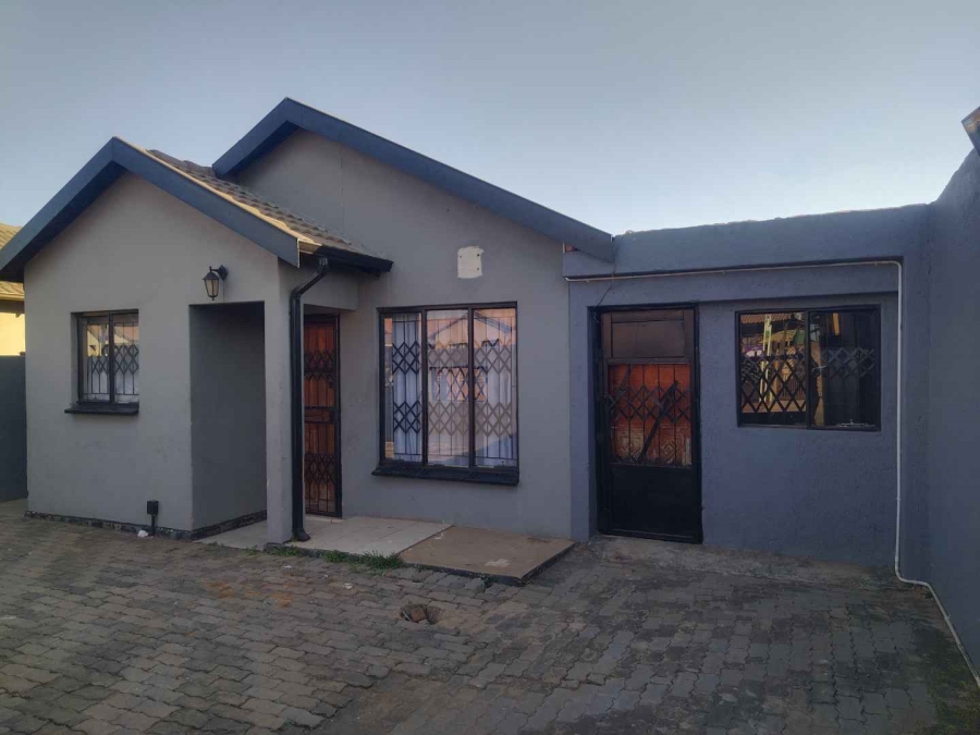 2 Bedroom Property for Sale in Soshanguve VV Gauteng
