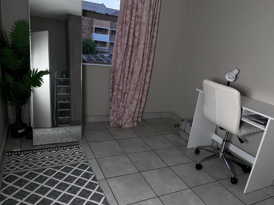 2 Bedroom Property for Sale in Heuweloord Gauteng