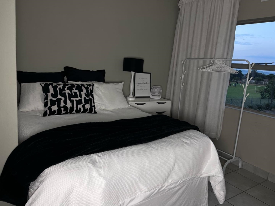 2 Bedroom Property for Sale in Heuweloord Gauteng