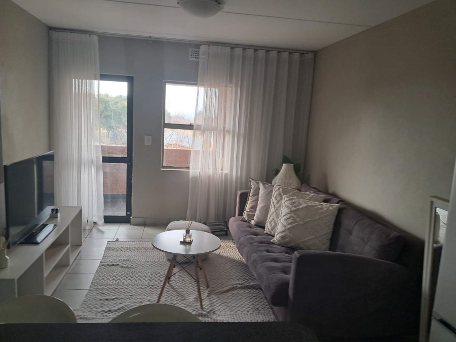 2 Bedroom Property for Sale in Heuweloord Gauteng