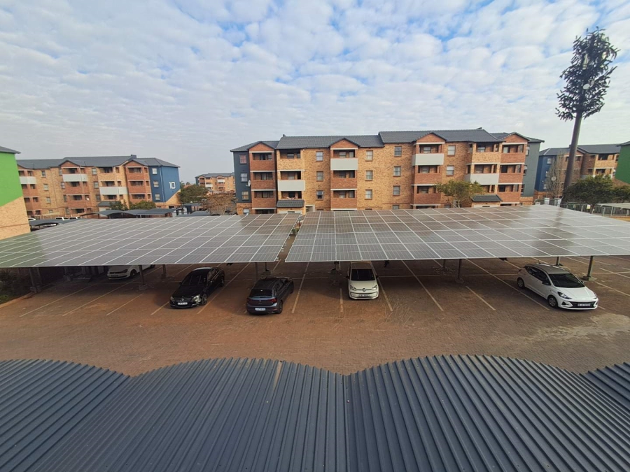 2 Bedroom Property for Sale in Heuweloord Gauteng