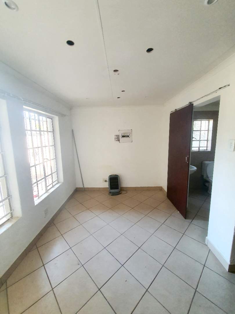 To Let 2 Bedroom Property for Rent in Wierdapark Gauteng