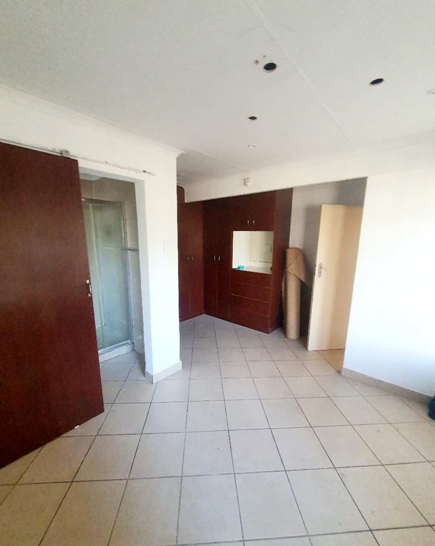 To Let 2 Bedroom Property for Rent in Wierdapark Gauteng
