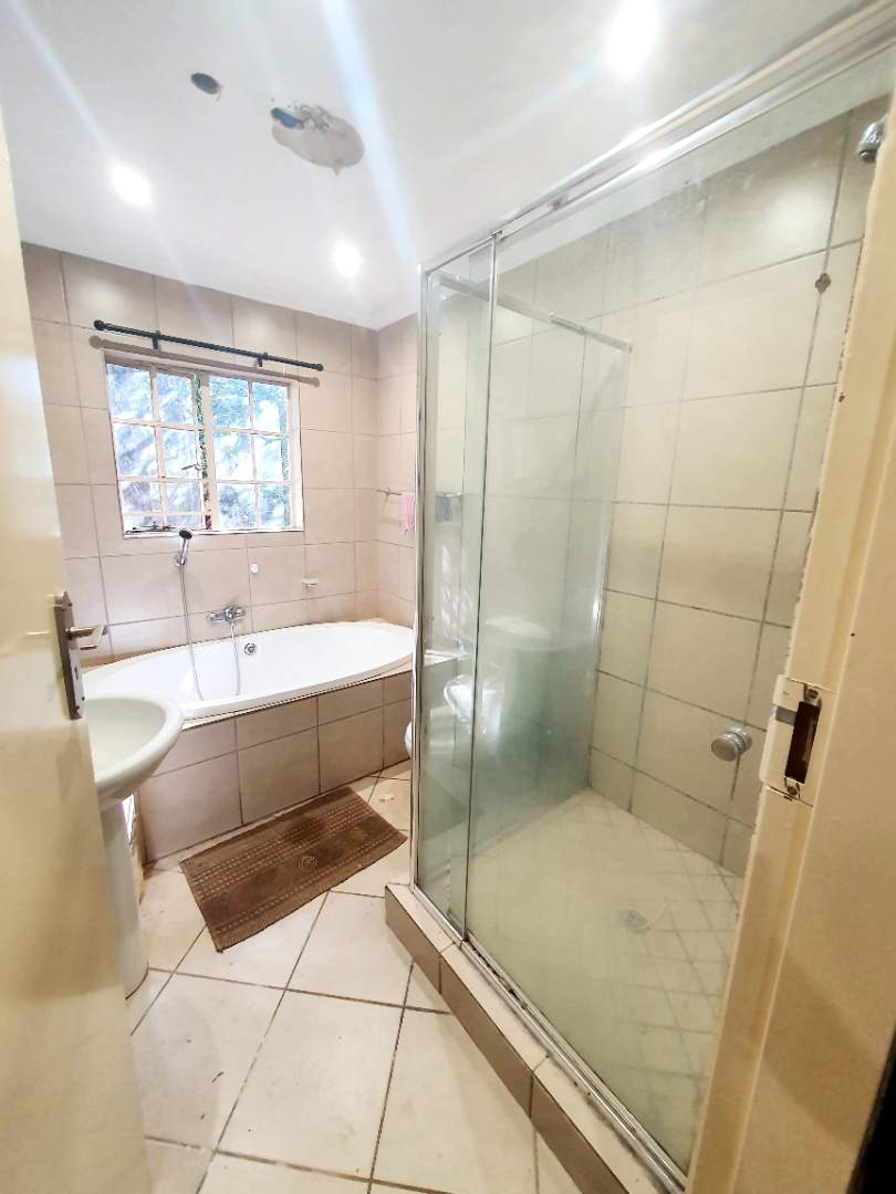 To Let 2 Bedroom Property for Rent in Wierdapark Gauteng