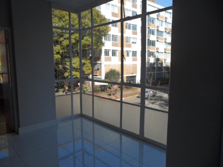 2 Bedroom Property for Sale in Killarney Gauteng