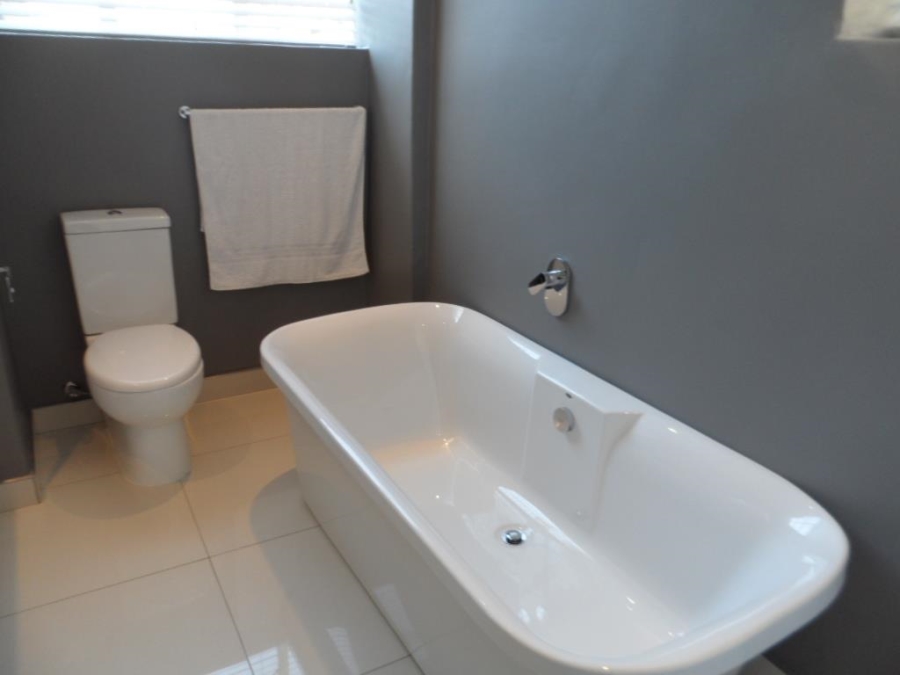 2 Bedroom Property for Sale in Killarney Gauteng