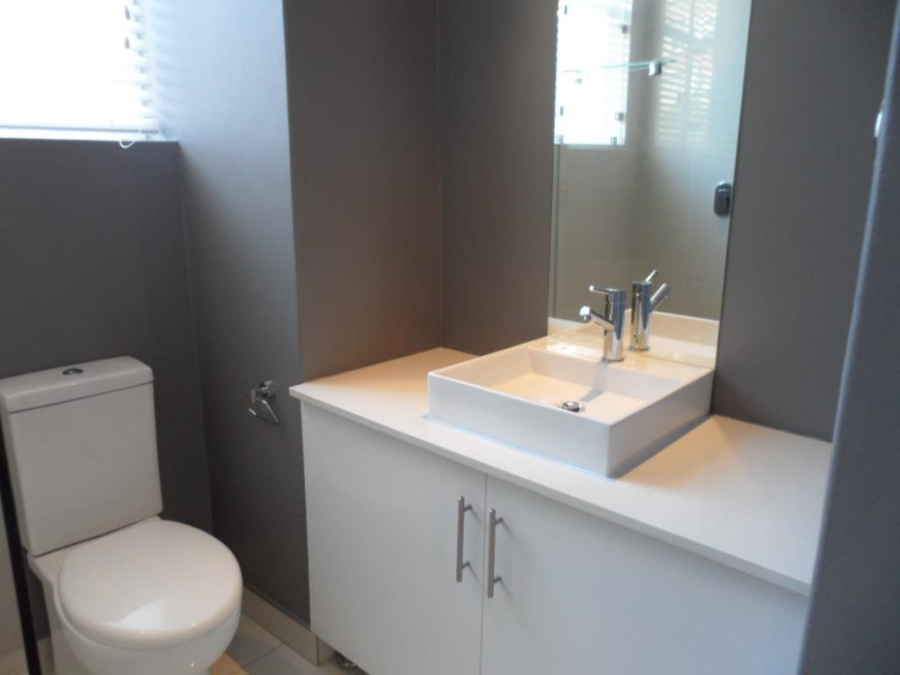2 Bedroom Property for Sale in Killarney Gauteng