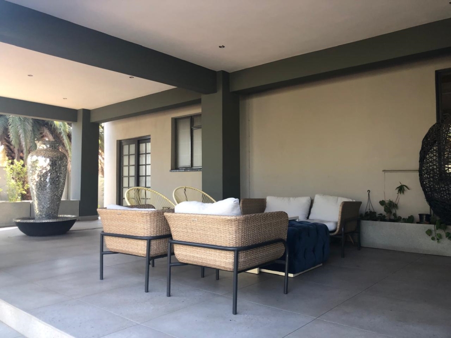 To Let commercial Property for Rent in Greenside Gauteng