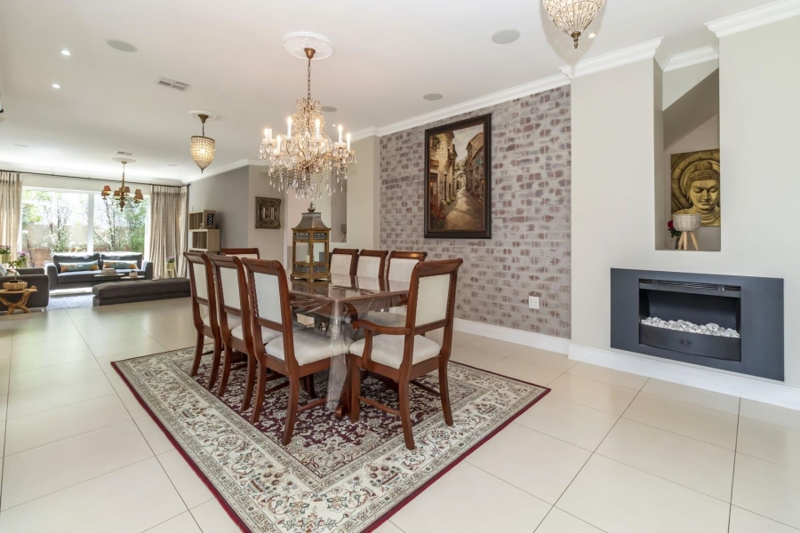5 Bedroom Property for Sale in Waterfall Country Estate Gauteng