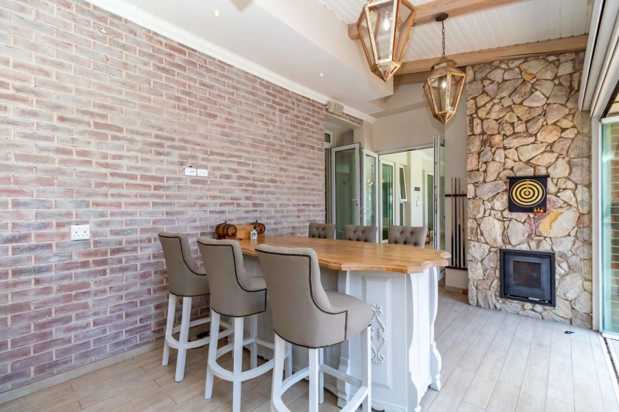 5 Bedroom Property for Sale in Waterfall Country Estate Gauteng