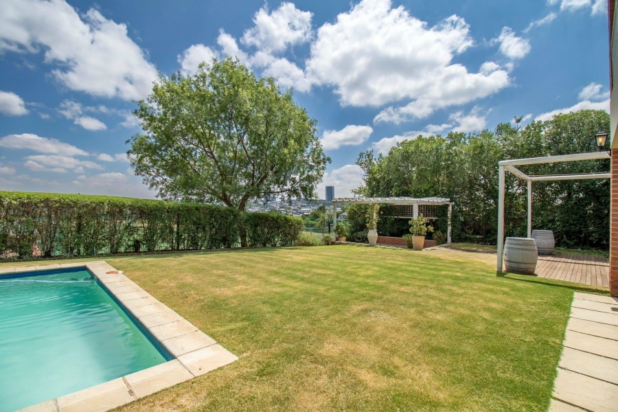 5 Bedroom Property for Sale in Waterfall Country Estate Gauteng