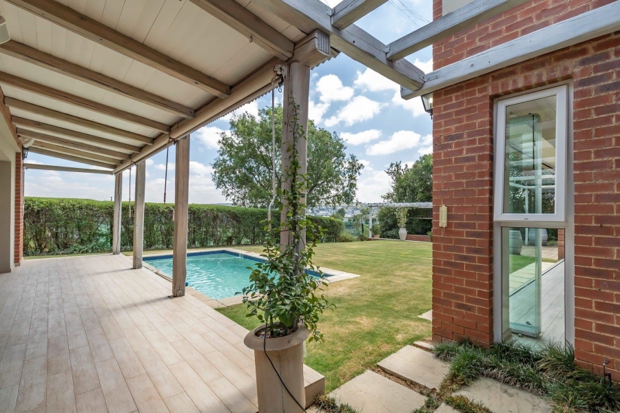 5 Bedroom Property for Sale in Waterfall Country Estate Gauteng