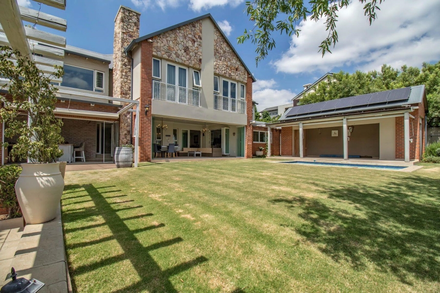 5 Bedroom Property for Sale in Waterfall Country Estate Gauteng