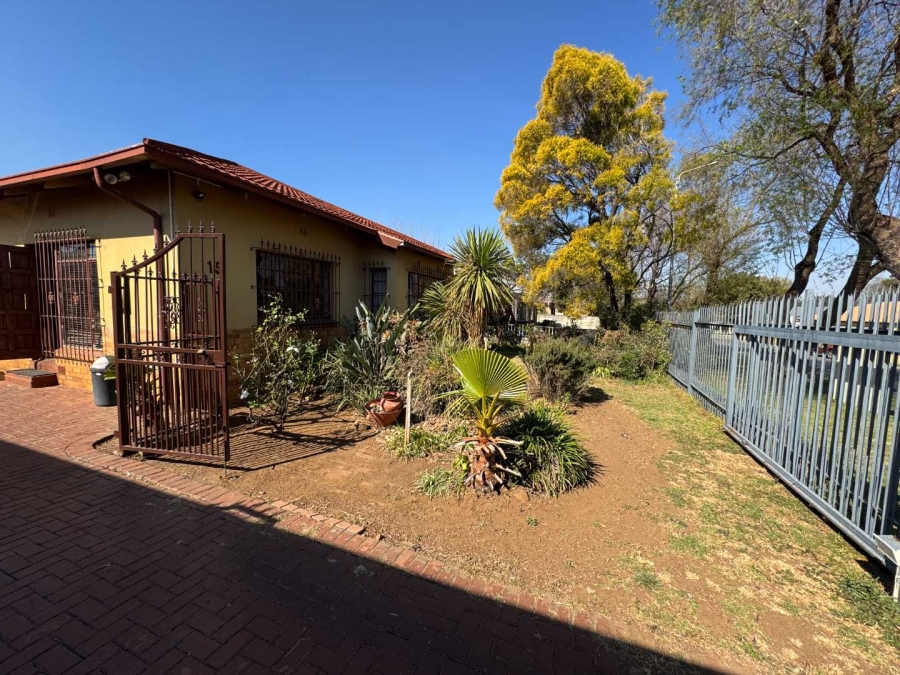 3 Bedroom Property for Sale in Florentia Gauteng