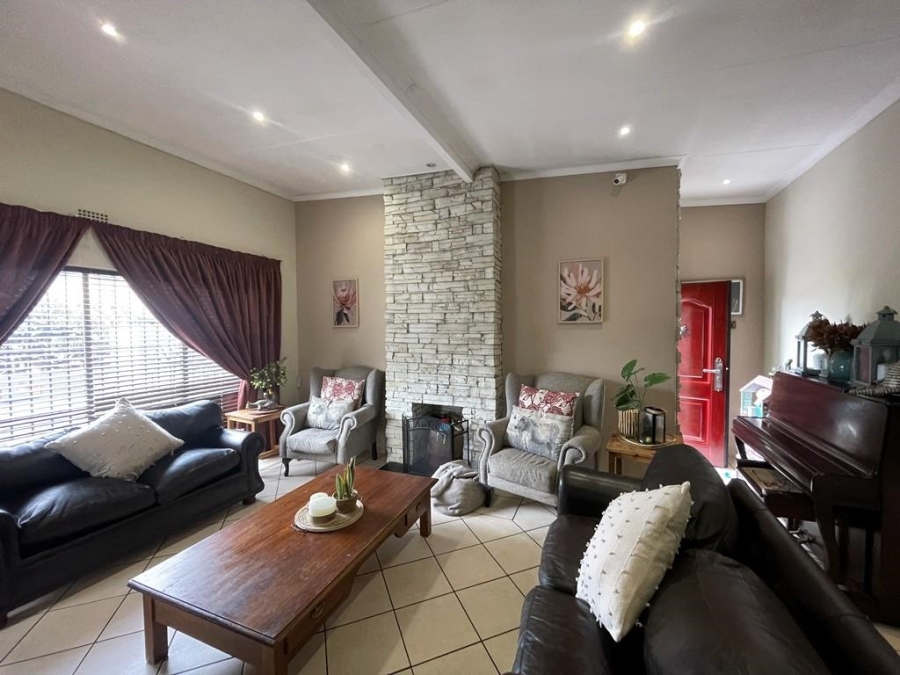 3 Bedroom Property for Sale in Greymont Gauteng