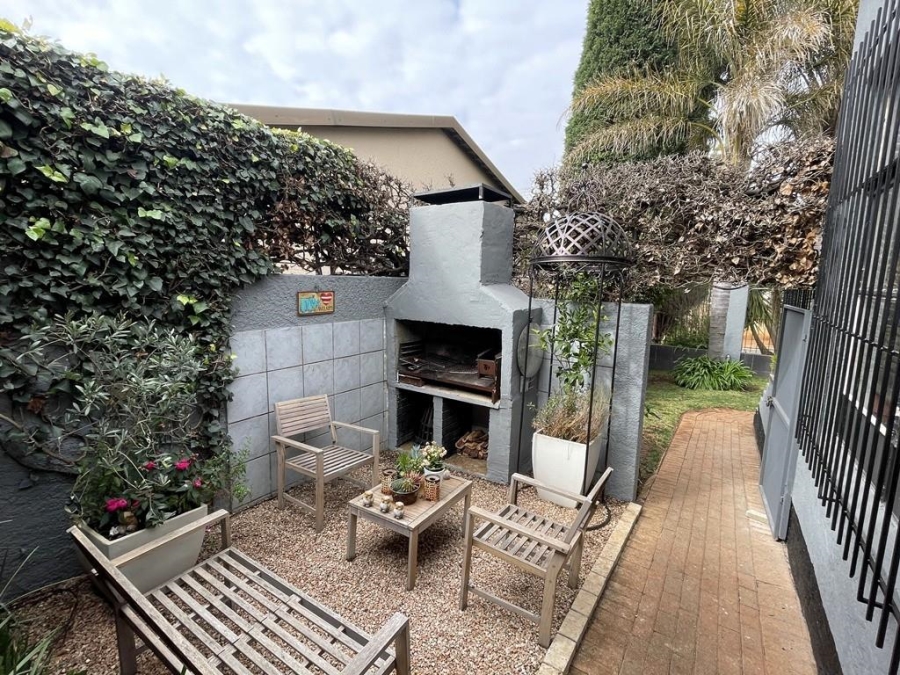 3 Bedroom Property for Sale in Greymont Gauteng