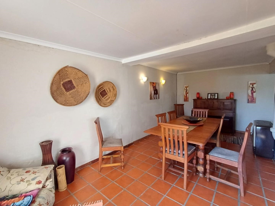 To Let 3 Bedroom Property for Rent in Northwold Gauteng