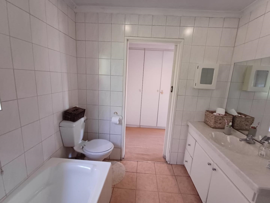 To Let 3 Bedroom Property for Rent in Northwold Gauteng