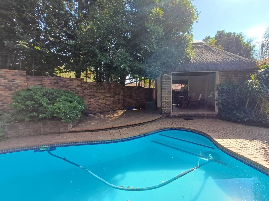 To Let 3 Bedroom Property for Rent in Northwold Gauteng
