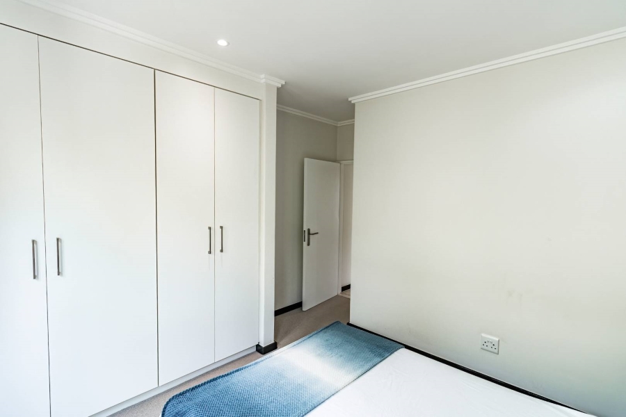 2 Bedroom Property for Sale in Barbeque Downs Gauteng