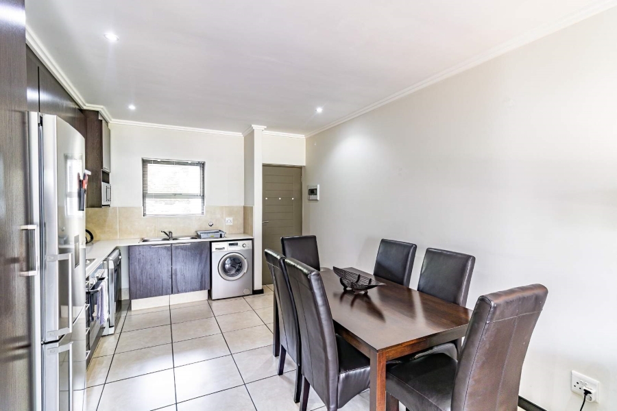 2 Bedroom Property for Sale in Barbeque Downs Gauteng