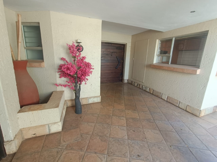 3 Bedroom Property for Sale in Clubview Gauteng