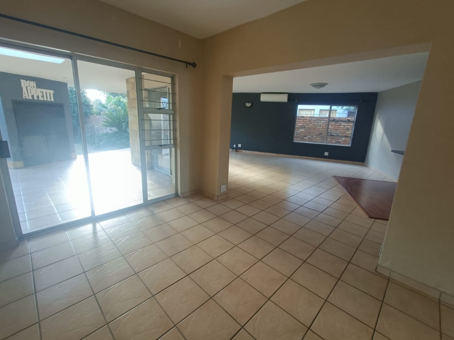 3 Bedroom Property for Sale in Clubview Gauteng