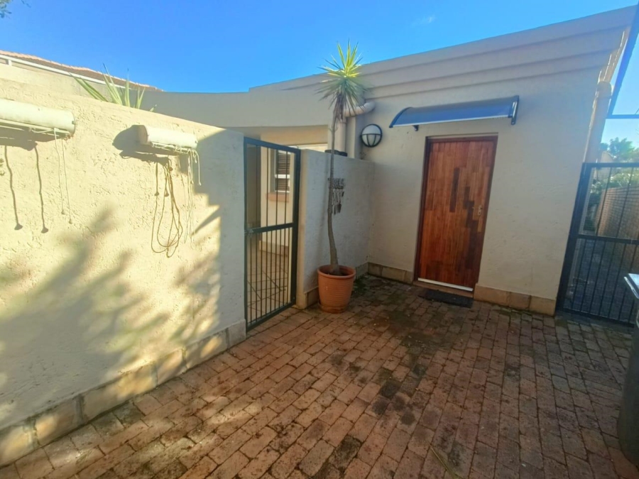 3 Bedroom Property for Sale in Clubview Gauteng