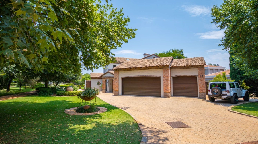 4 Bedroom Property for Sale in Boardwalk Manor Gauteng