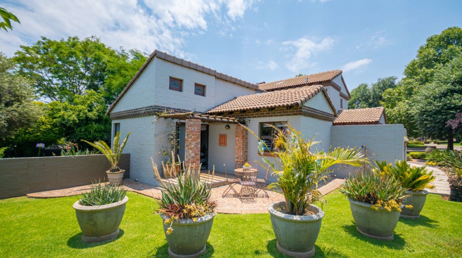4 Bedroom Property for Sale in Boardwalk Manor Gauteng