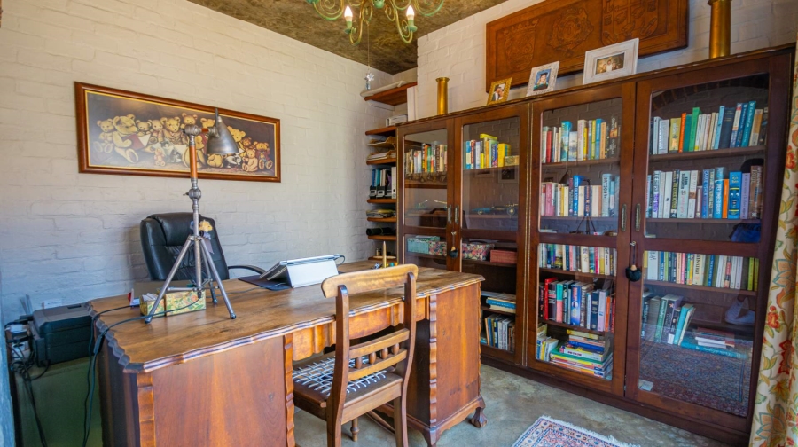 4 Bedroom Property for Sale in Boardwalk Manor Gauteng