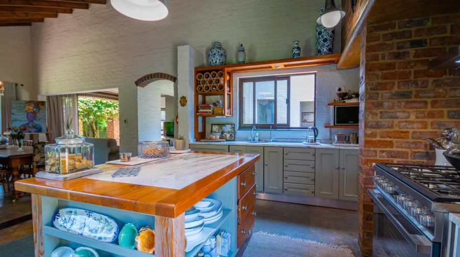 4 Bedroom Property for Sale in Boardwalk Manor Gauteng