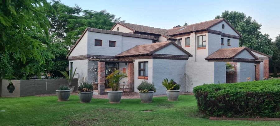 4 Bedroom Property for Sale in Boardwalk Manor Gauteng